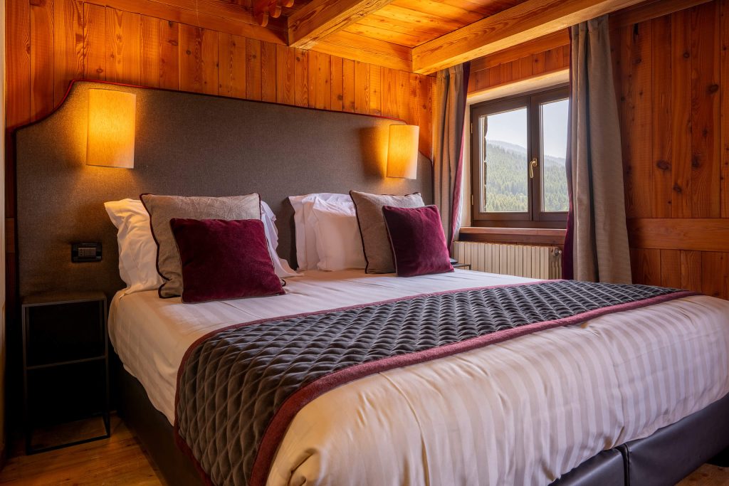 Chaberton Lodge & Spa - hotel - Luxury Escape Home - DROPSHOT